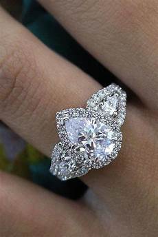 Pear Lite And Natural Stone